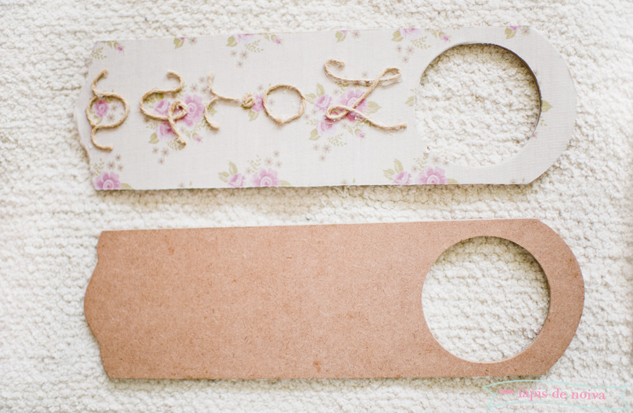 placa para porta &#8211; mimo de casamento DIY