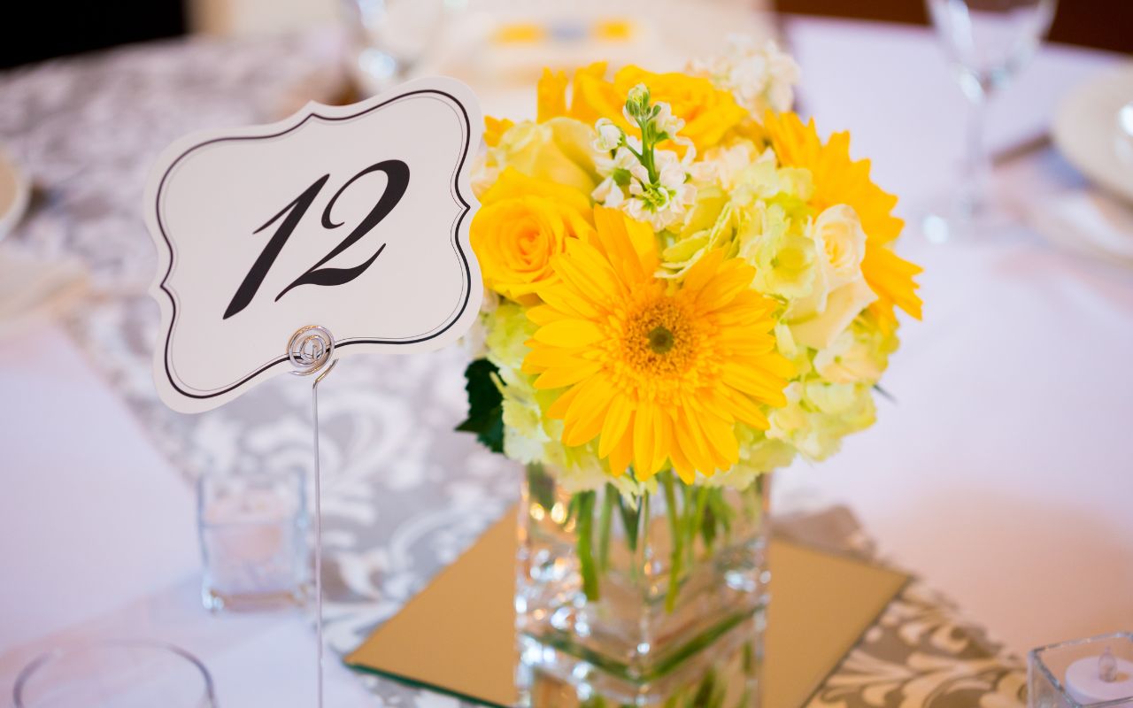 números para marcar a mesa dos convidados