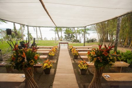 capa post: casamento em ubatuba no espaco la brava 4