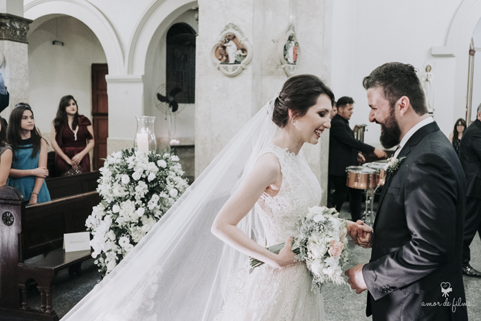 Clássico na cerimônia e Boho na festa &#8211; Casamento Milene e Felipe