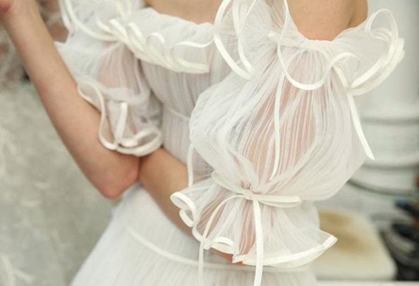 tendencia 2018 vestido lapis de noiva2