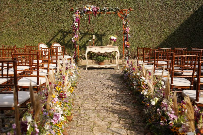 No Jardim Florido de Casa &#8211; Casamento Alana e Fernando