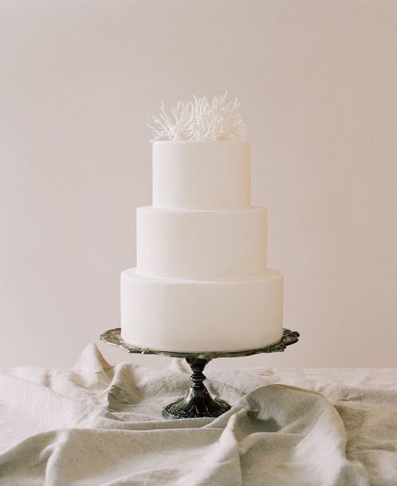 topo de bolo de casamento minimalista