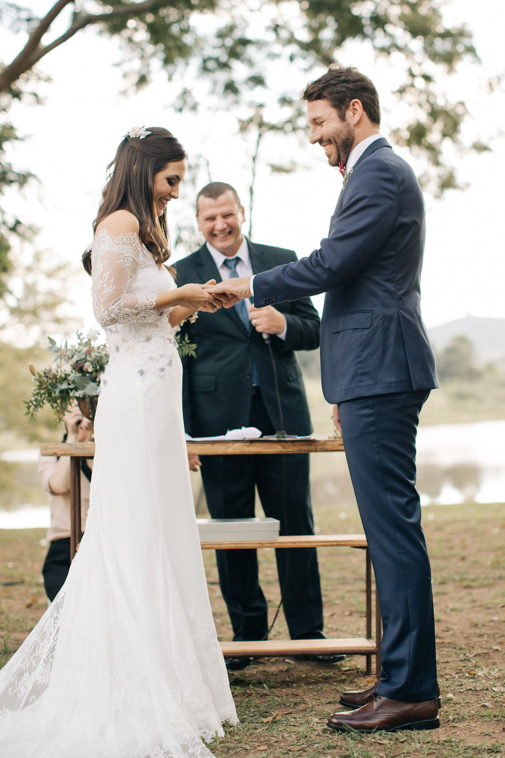Tons neutros em Farm Wedding à beira do lago &#8211; Ana Sofia &#038; Caio