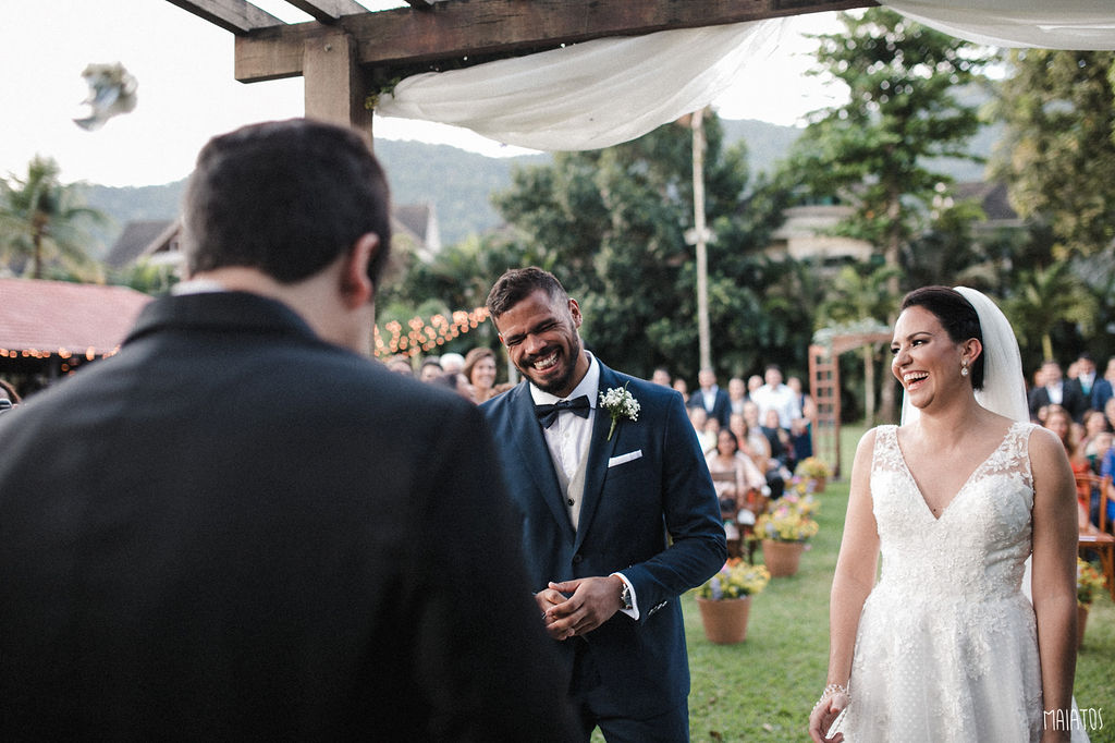 Casamento iluminado ao ar livre no sítio Veredas &#8211; Maria Fernanda &#038; Patrick