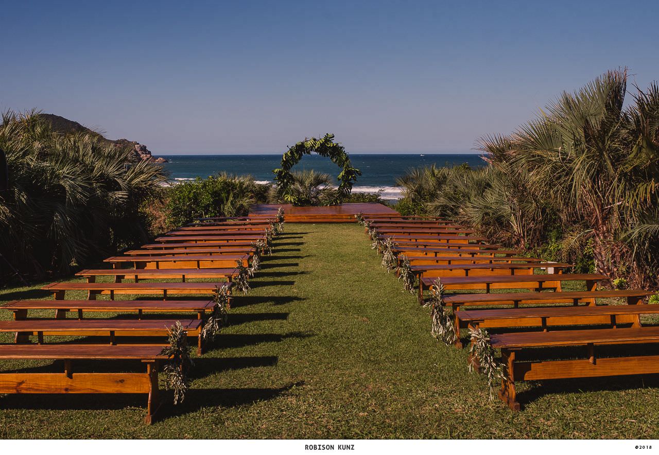 Destination wedding industrial botânico na Praia do Rosa &#8211; Sara &#038; Joel