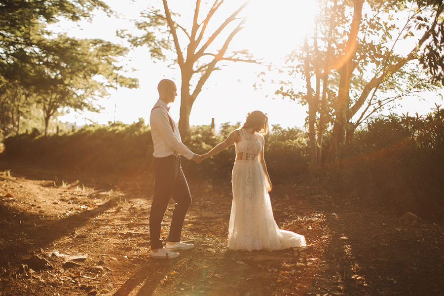 Casamento ao ar livre cheinho de DIY fofo na fazenda &#8211; Dea &#038; Gu