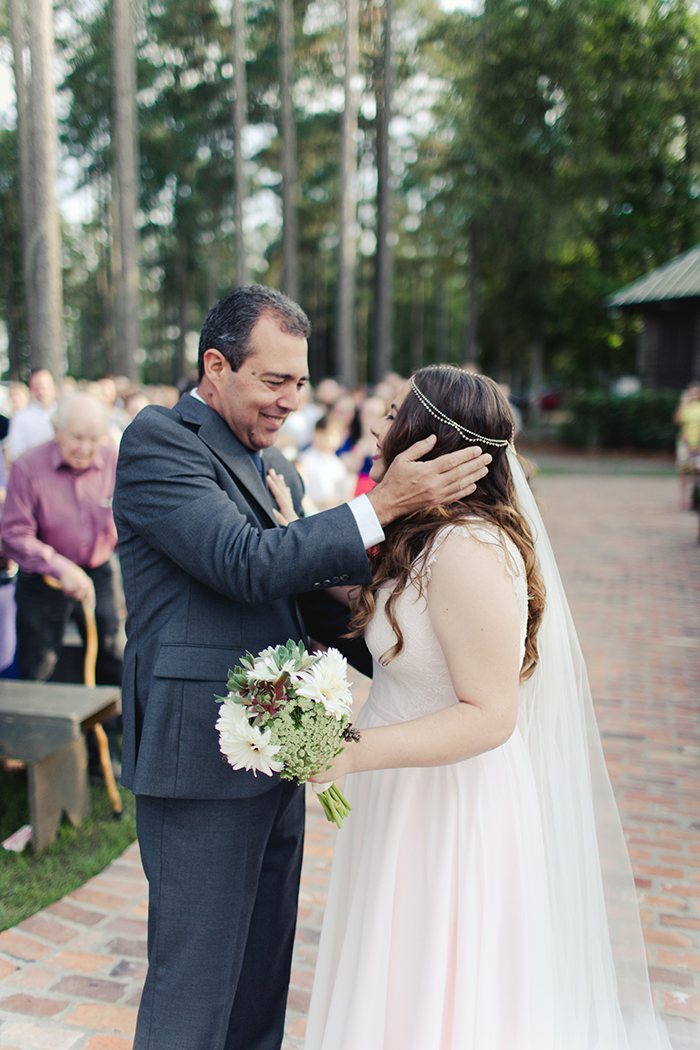 Casamento DIY cheio de amor à beira do Lake Park, nos EUA &#8211; Débora &#038; Jesse