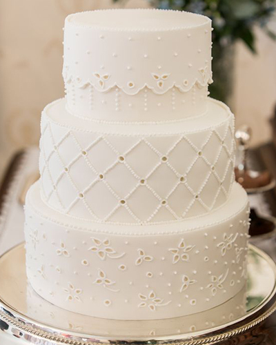 bolo de casamento branco pasta americana