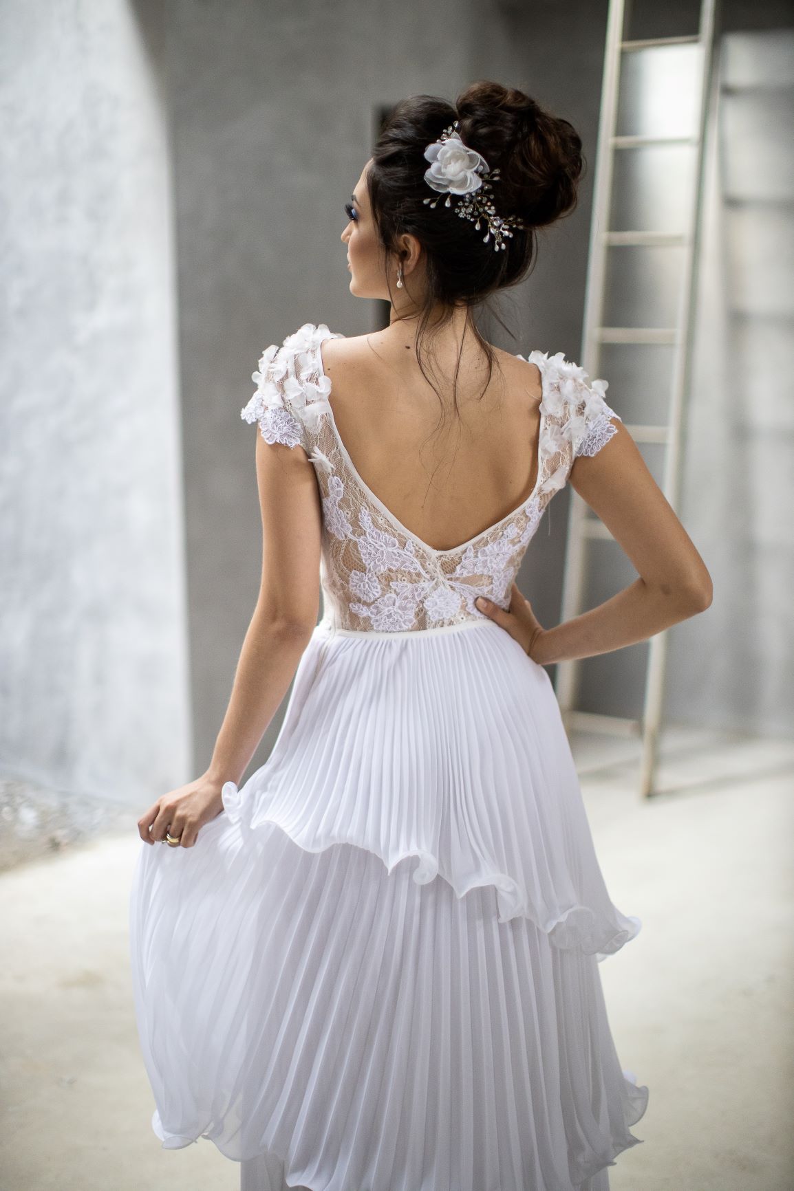 {Coleção Ella} 10 vestidos noiva e acessórios para noivas por Atelier Danna Morikawa e Alessandra Cazzaro