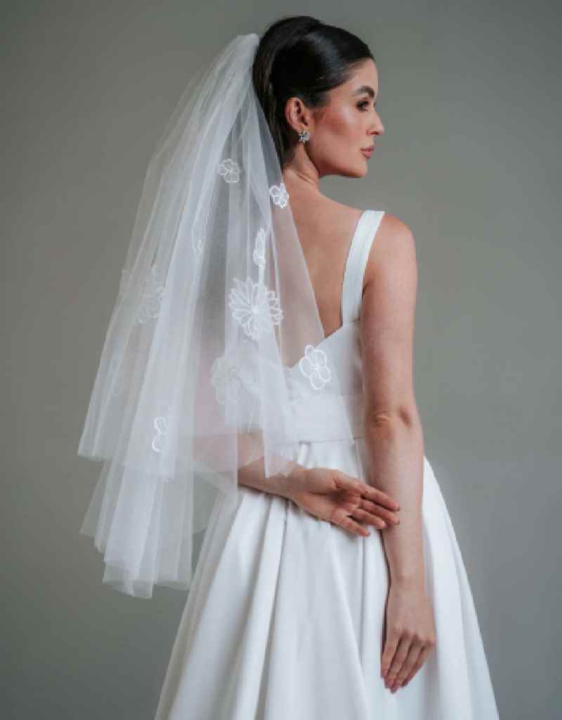  vestido de noiva Atelier Luit  e véu