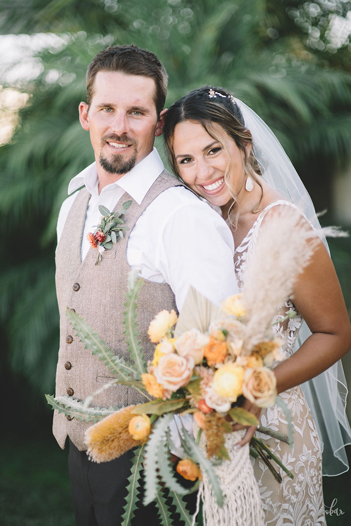 Home wedding boho informal numa tarde ensolarada em Fountain Valley, na California &#8211; Rhaíssa &#038; Blake