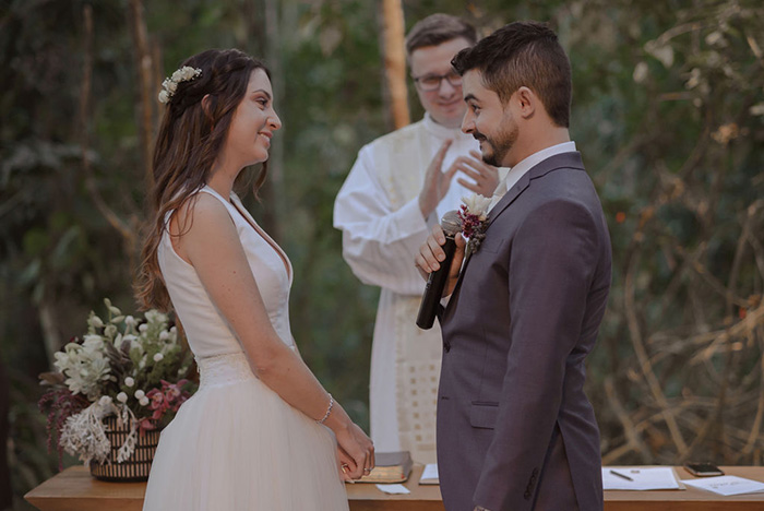 Casamento leve e apaixonado ao ar livre no Haras Vila Real &#8211; Larissa &#038; Márcio