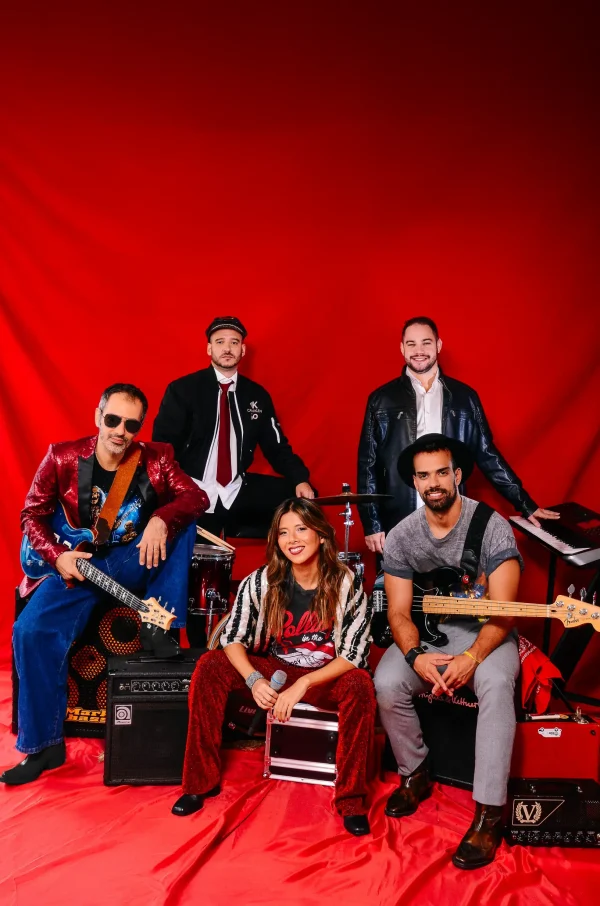 capa fornecedor: Banda Chocolate Quente