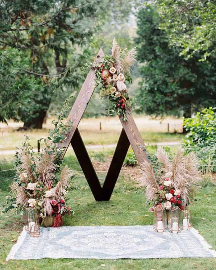  altar-para-casamento-geometrico-triangulo (7)