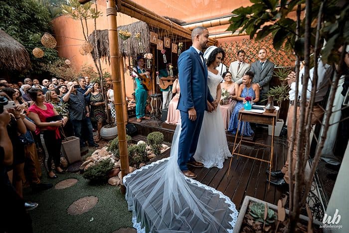 Mini wedding rústico em tarde aconchegante em São Paulo &#8211; Jéssica &#038; Guilherme