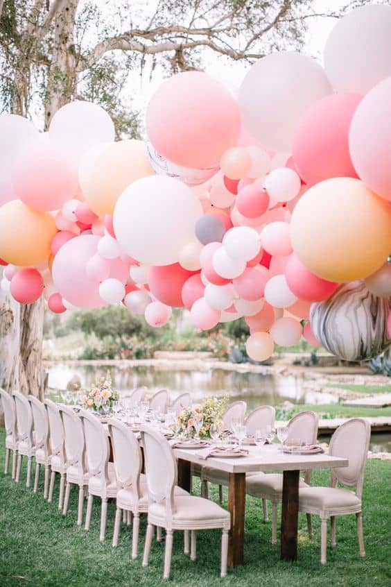 {Inspiração} Decoração de casamento com balões