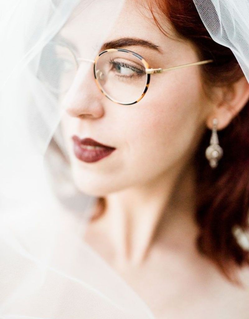 Maquiagem para noiva de óculos
