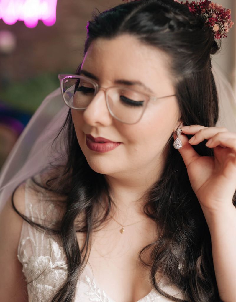 maquiagem para noiva de óculos