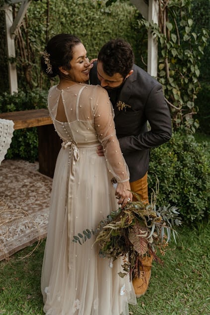 Mini wedding rústico e descontraído no jardim de uma casinha em Santa Catarina &#8211; Daniele &#038; Emerson
