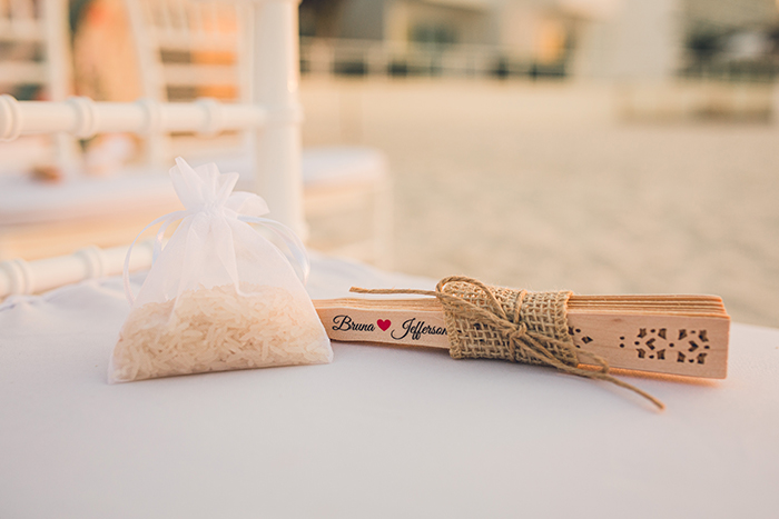 Destination wedding pé na areia ao nascer do sol em Cancún &#8211; Bruna &#038; Jefferson