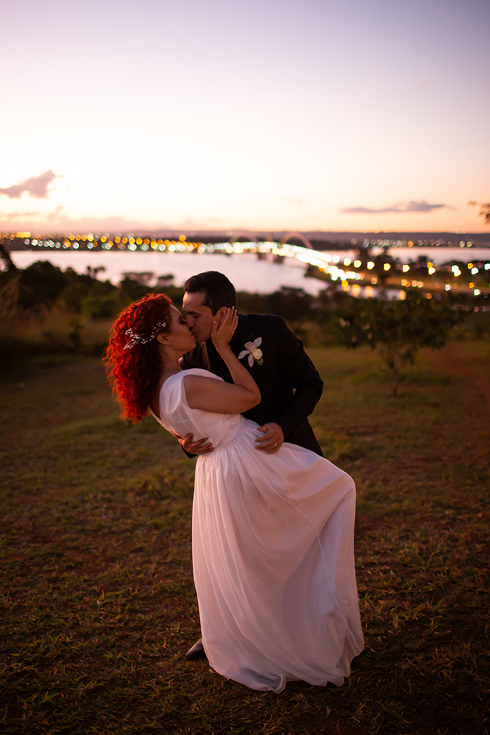Elopement wedding sob pôr do sol incrível em Brasília