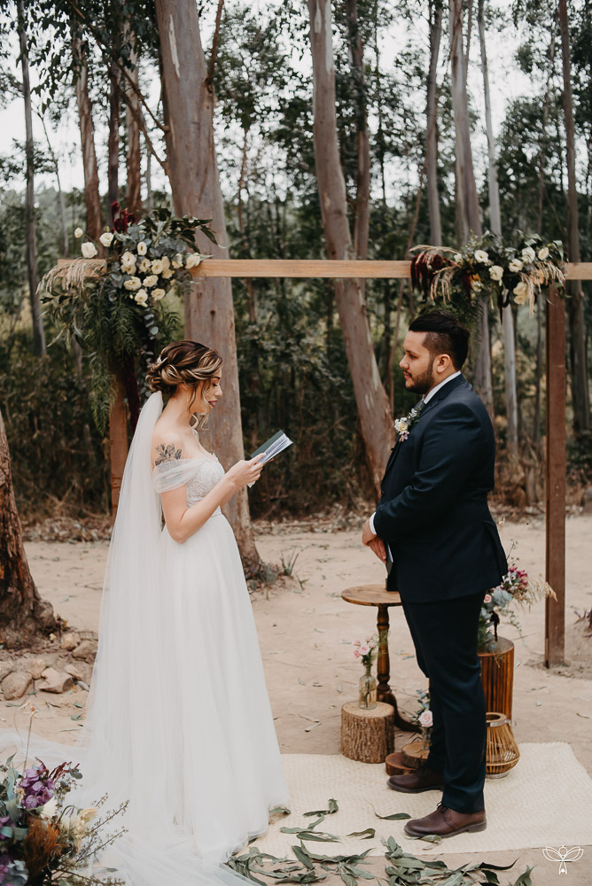 Um romântico e rústico elopement wedding no meio da floresta &#8211; Natalie &#038; Matheus