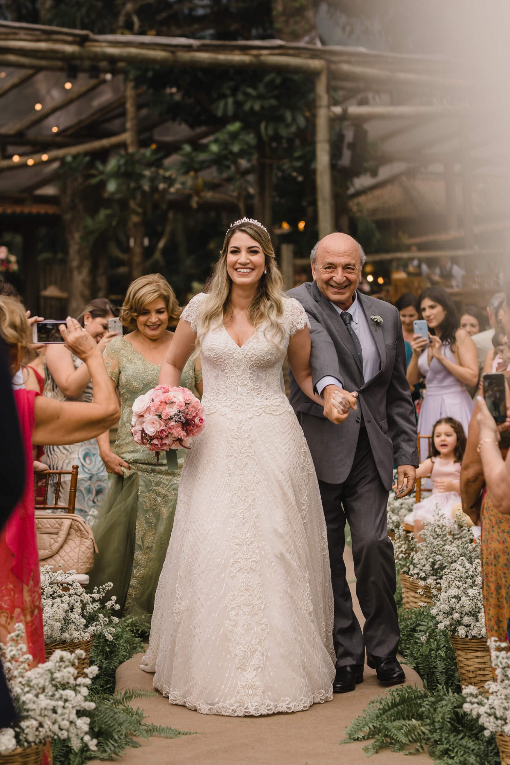Casamento rústico para celebrar o amor em São Sebastião &#8211; Camila &#038; Rodrigo
