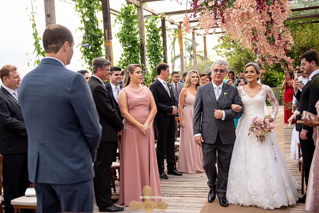 Casamento clássico com toque rústico em tarde fascinante no Covadonga Eventos &#8211; Priscilla &#038; Marlos