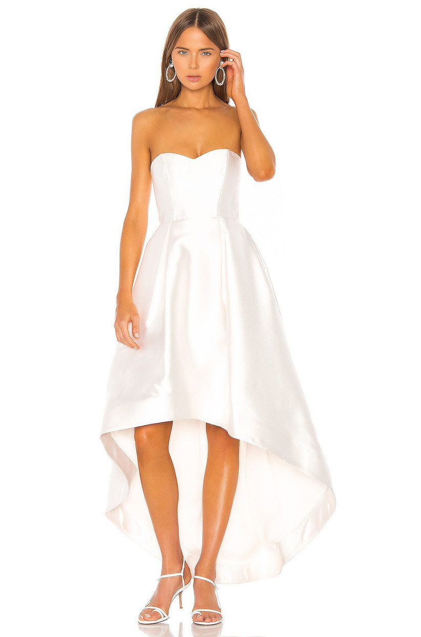Vestido de noiva curto: saiba tudo para escolher o seu!