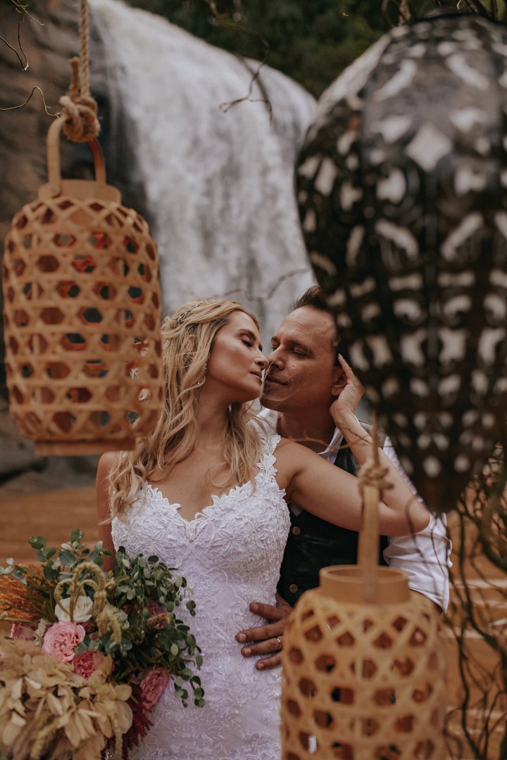 Micro wedding boho na cachoeira numa tarde cheia de amor e alegria em São Paulo &#8211; Andrezza &#038; Renato