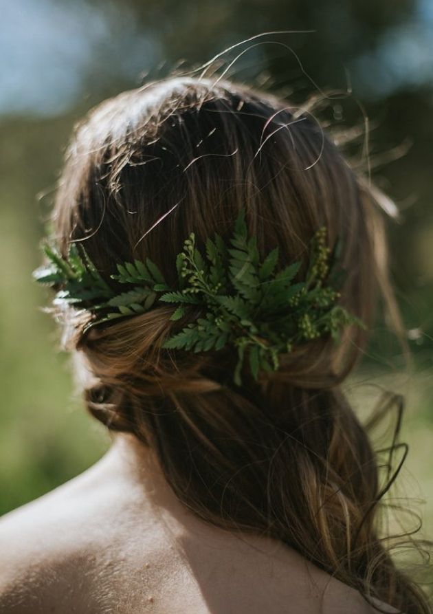 penteado de noiva folhas casamento verde