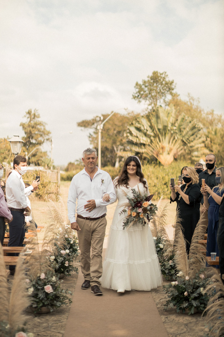 Casamento no campo cheio de projetinhos DIY numa manhã adorável no interior de São Paulo &#8211; Vitória &#038; Murilo