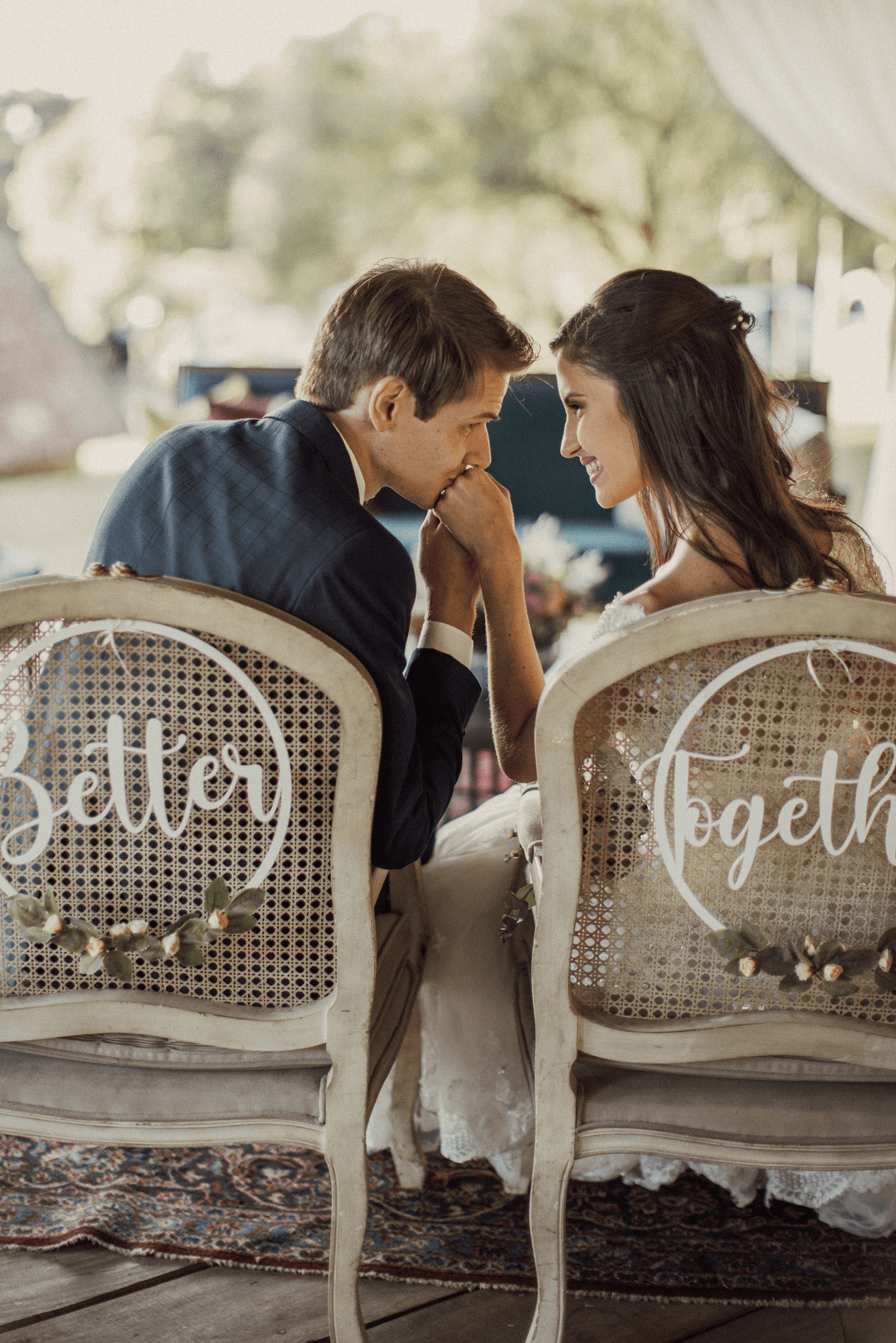 Casamento intimista com cerimônia ao ar livre no lago numa tarde adorável e iluminada no Paraná &#8211; Gisely &#038; Rogerio