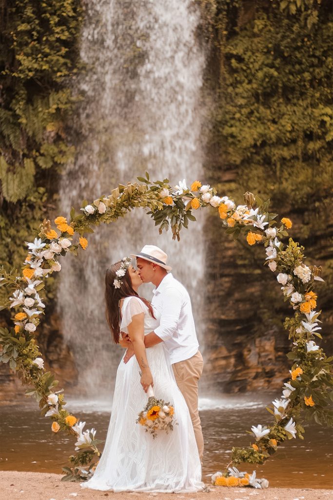  elopement-wedding-na-cachoeira (20)