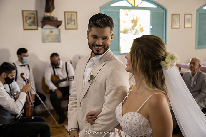 Casamento na igreja numa manhã iluminada e adorável no Espirito Santo &#8211; Mariana &#038; Marcelo