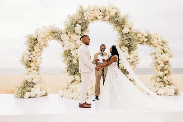 capa post: cerimônia de casamento de Simone Biles