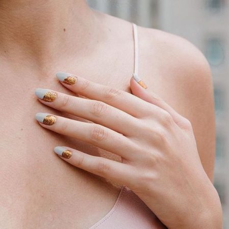 capa post: unha de noiva com nail art azul e dourado