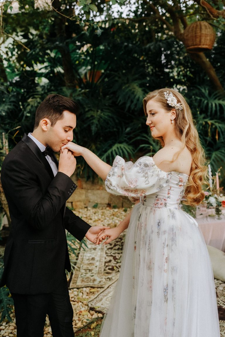 Elopement wedding romântico com piquenique numa tarde lindíssima em Florianópolis – Isa & Bruno