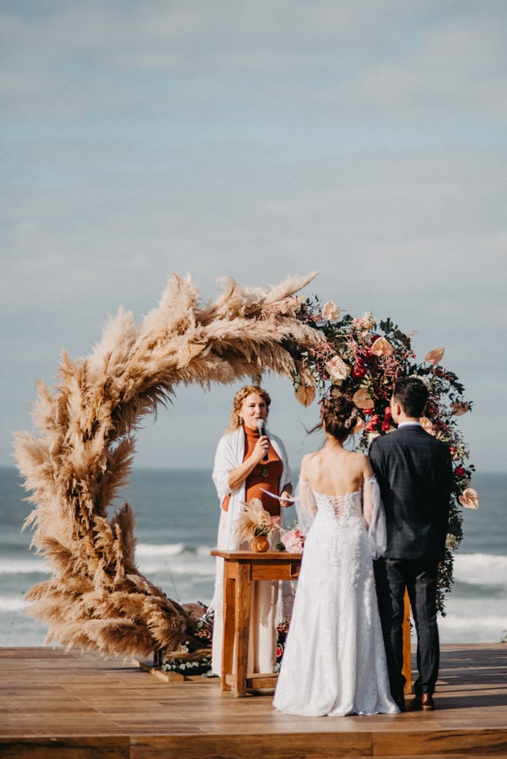 Elopement wedding romântica na praia em Santa Catarina