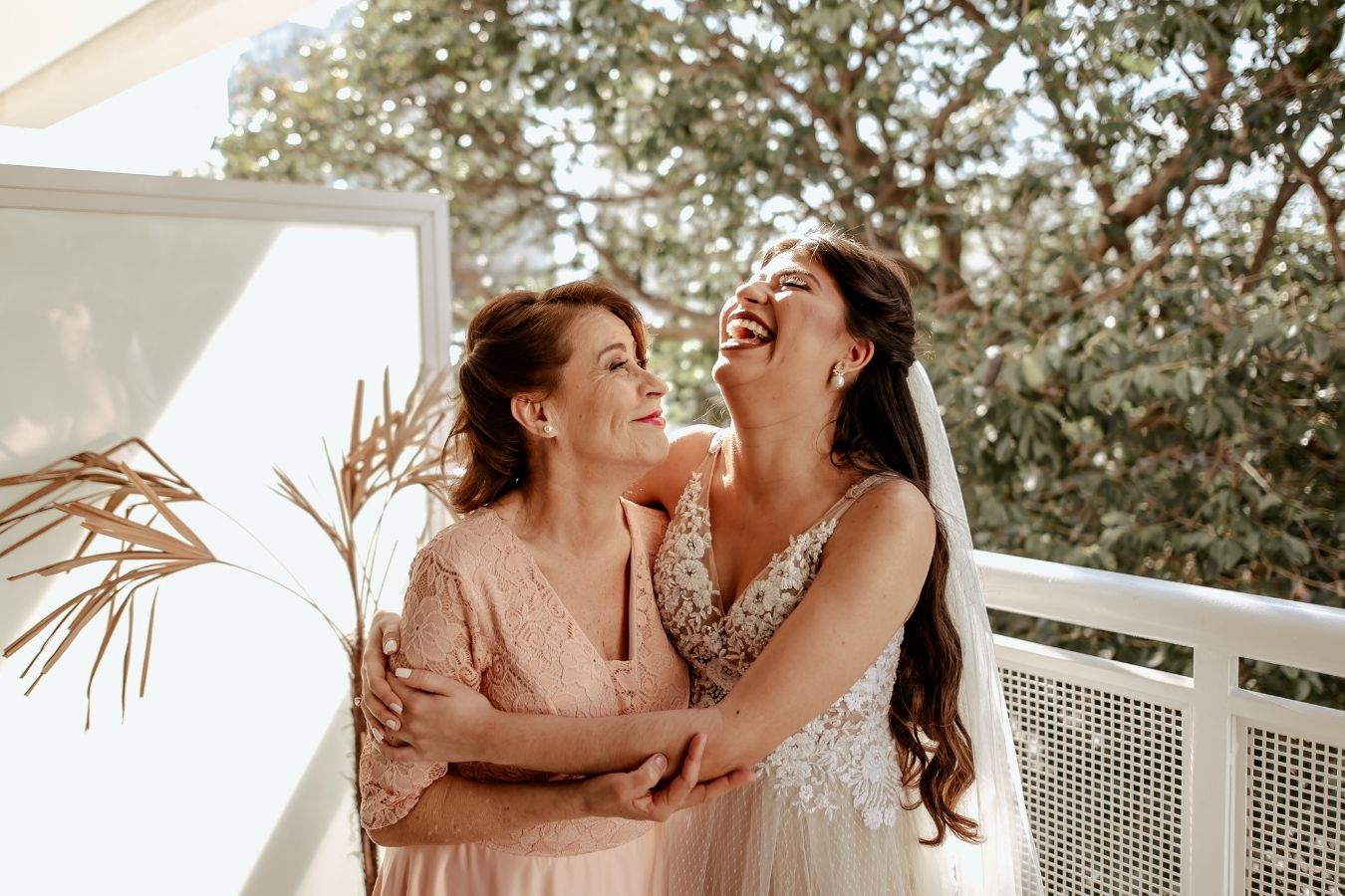 Casamento romântico e intimista na Casa Quintal