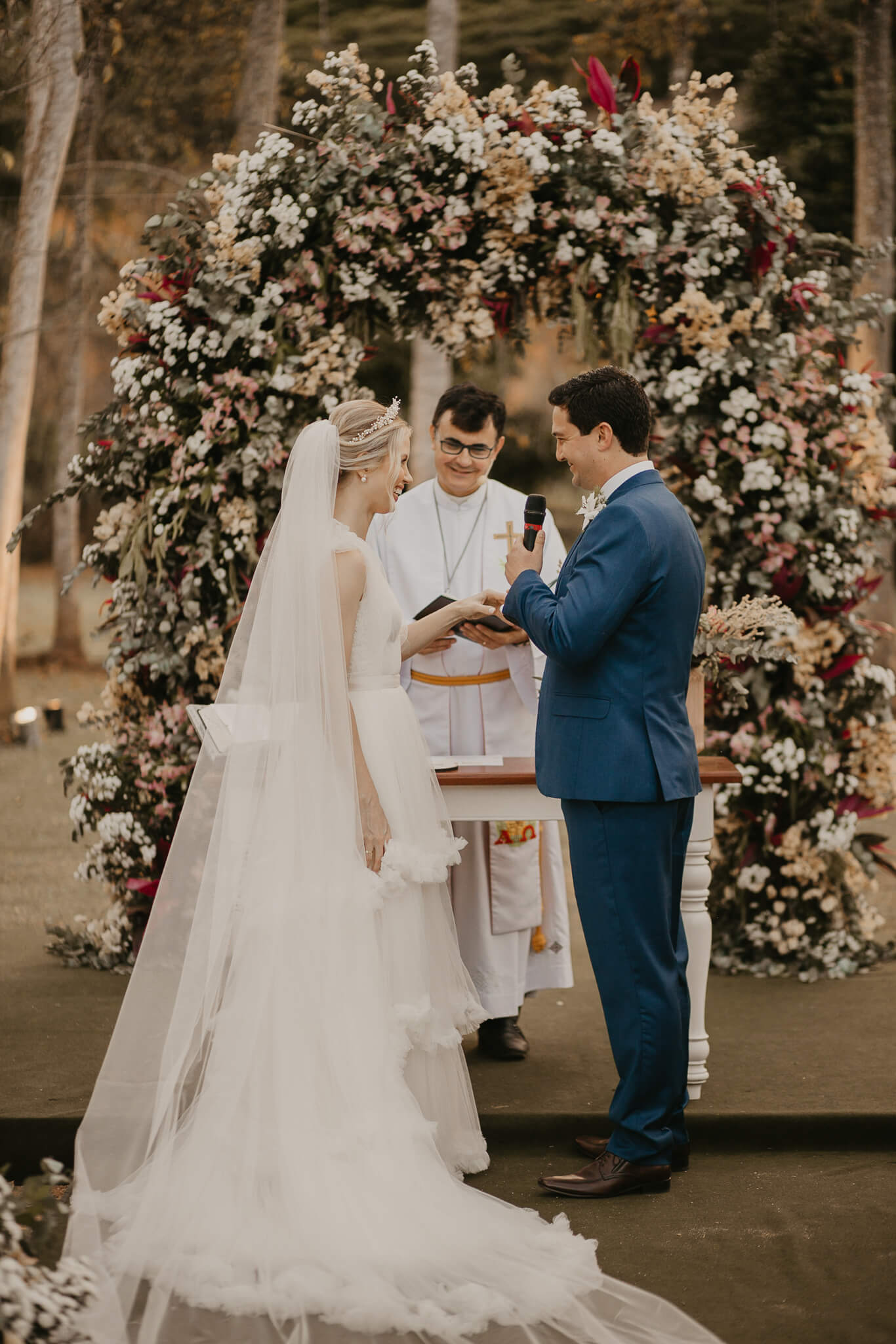 Casamento diurno muito romântico no Espirito Santo