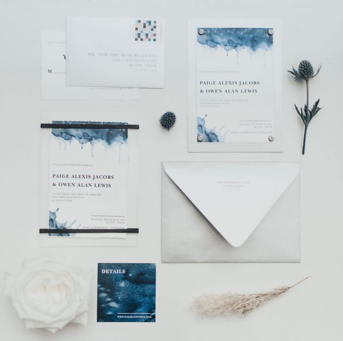 convite de casamento azul e branco