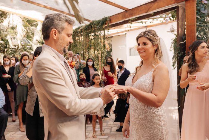 Casamento boho minimalista num dia incrível e cheio de amor em Santos &#8211; Thais &#038; Leo