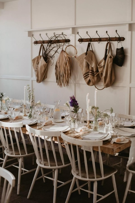 mesa para convidados em casamento vintage com rustico