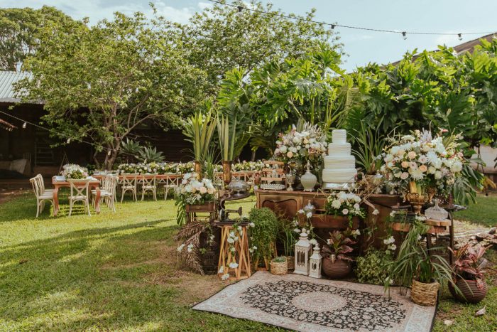 Casamento estilo garden dentro de uma igreja inacabada &#8211; Ana Laura &#038; Luan