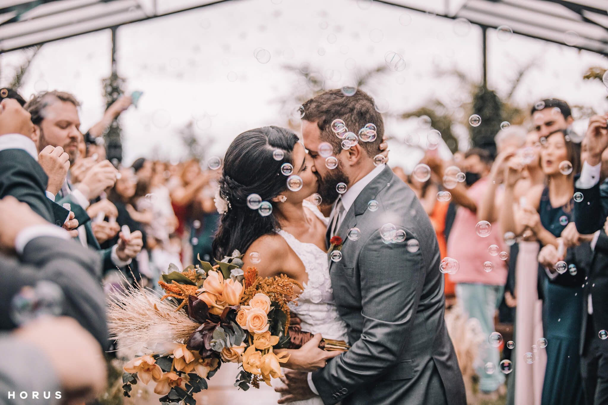 Casamento boho em tons terrosos num final de tarde adorável no Imperium Village &#8211; Raquel &#038; João Vitor