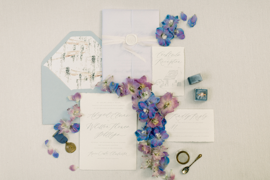 Cor do Ano 2022: Very Peri traz uma mistura de violeta e azul para os casamentos 12