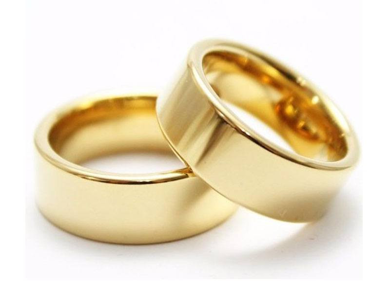 aliança de casamento grossa de ouro