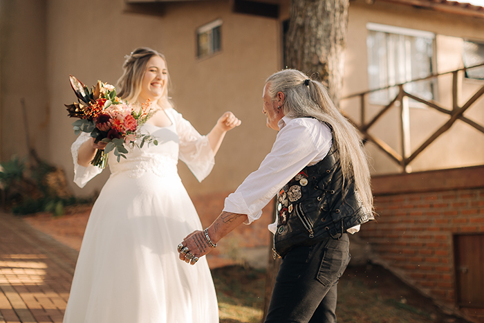 Casamento no campo com toque boho em um dia admirável no Paraná &#8211; Gabriela &#038; Éder